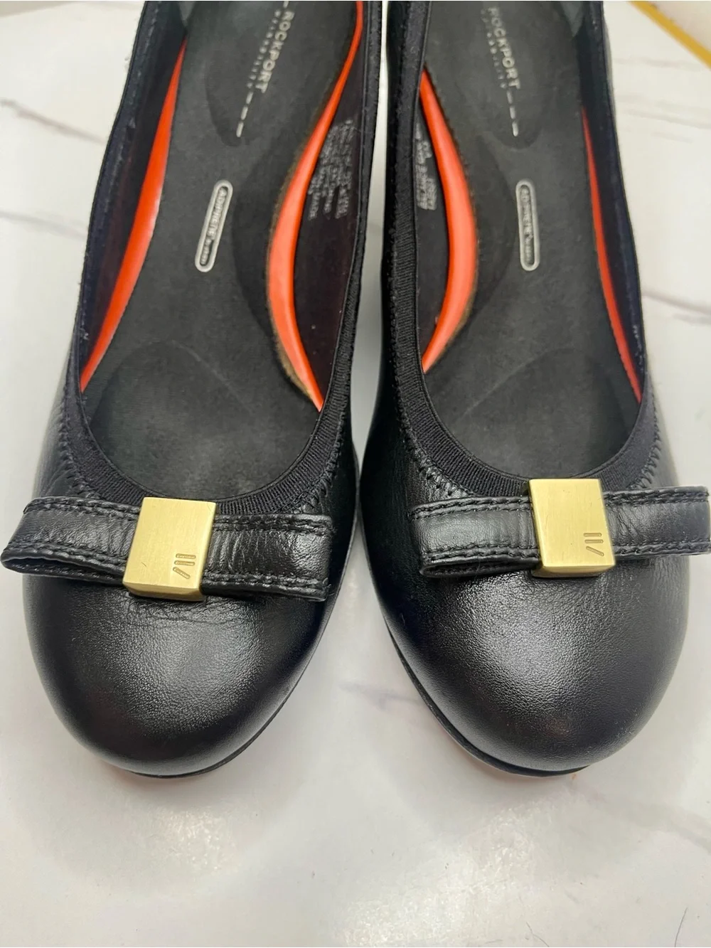 Rockport Women Total Motion Black Wedge Pumps with Gold Bow Accent 6.5M